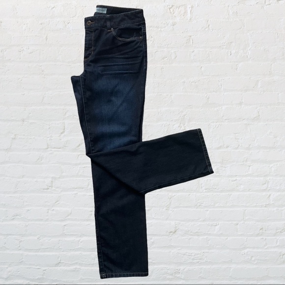 Chico’s Platinum Denim Ultimate Fit Slim-Leg Jeans - Picture 7 of 15